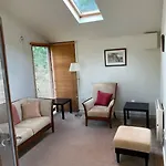 Apartman Self Catering At Beechwalk House. *