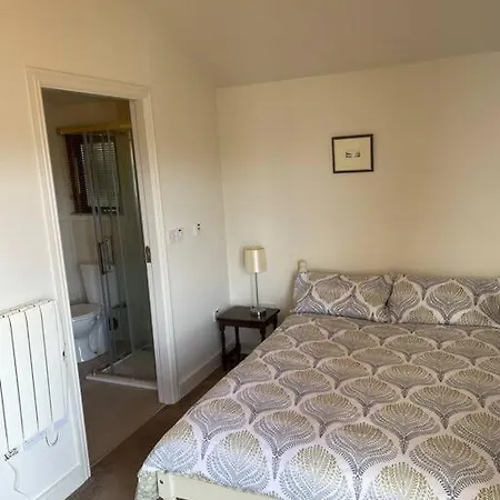 Διαμέρισμα Self Catering At Beechwalk House. *