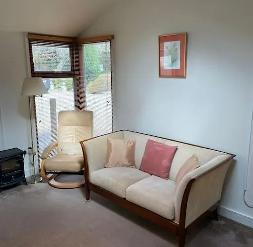 Self Catering At Beechwalk House. 아파트 *