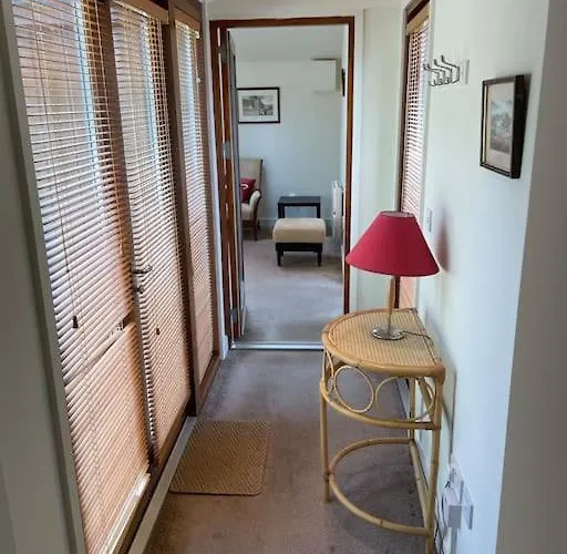Self Catering At Beechwalk House. *